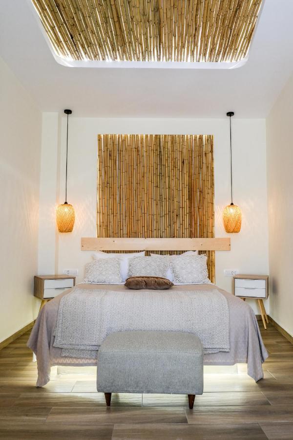 Residence By Georgia Studios Fira  Extérieur photo