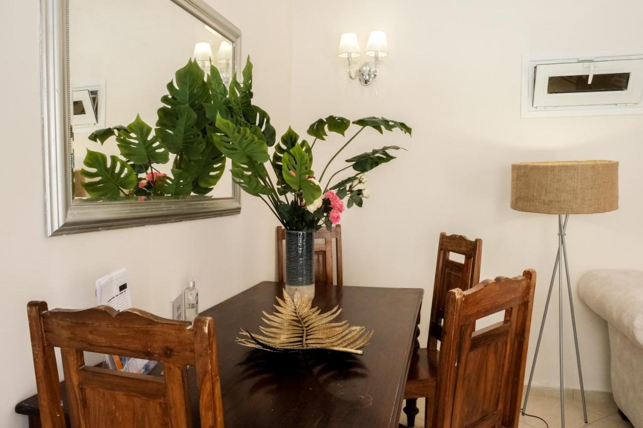 Residence By Georgia Studios Fira  Extérieur photo