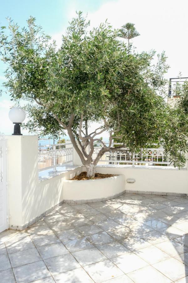 Residence By Georgia Studios Fira  Extérieur photo