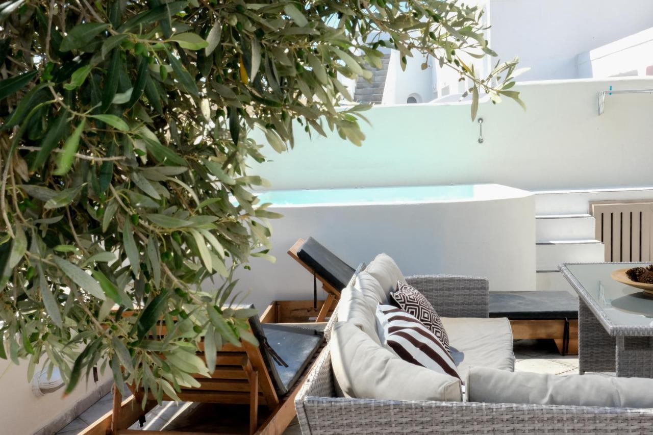 Residence By Georgia Studios Fira  Extérieur photo