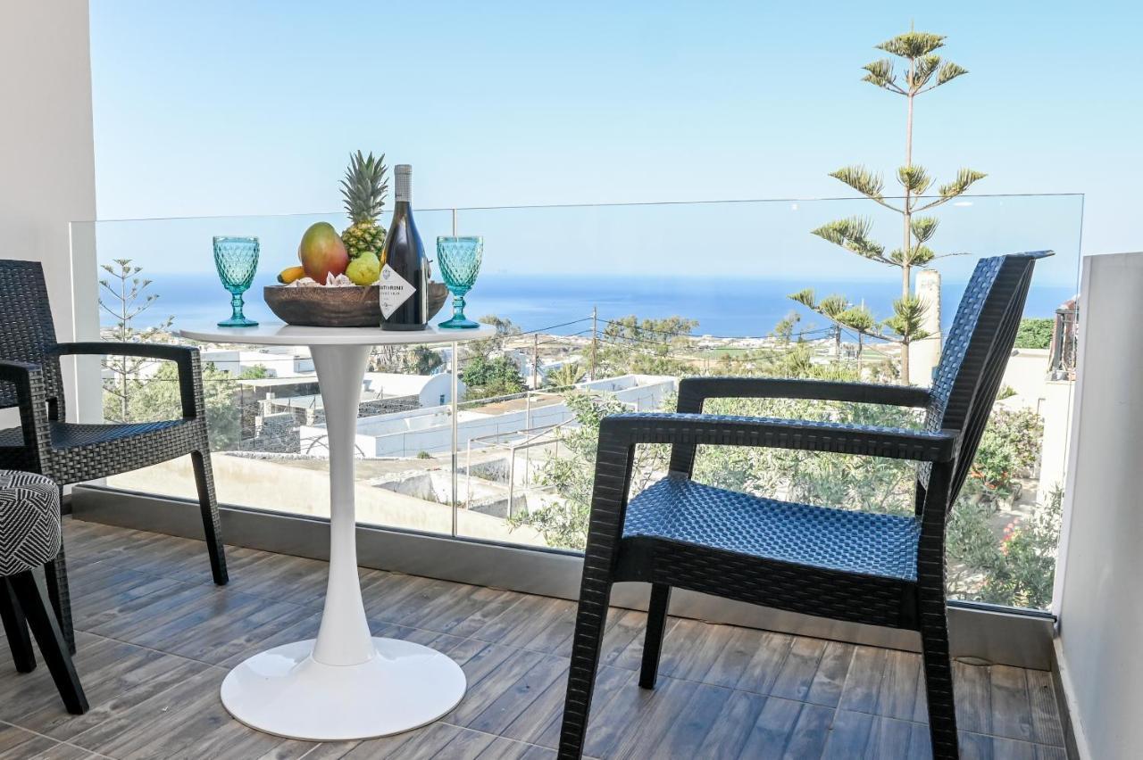 Residence By Georgia Studios Fira  Extérieur photo