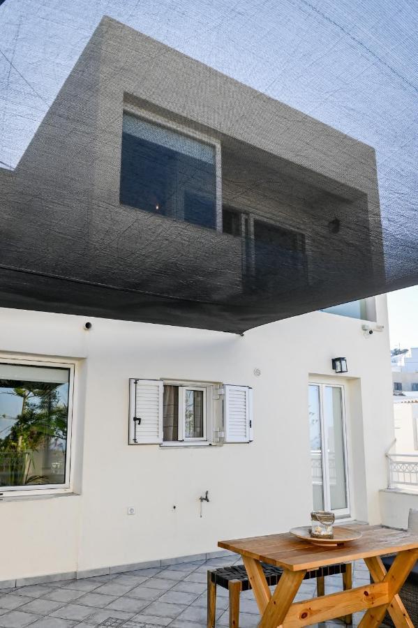 Residence By Georgia Studios Fira  Extérieur photo